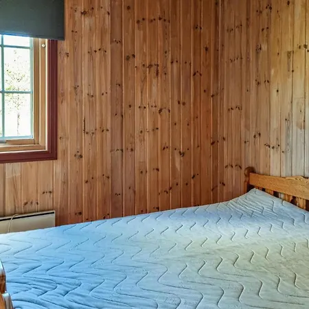5 Bedroom Front In Сasa de vacaciones Hornnes